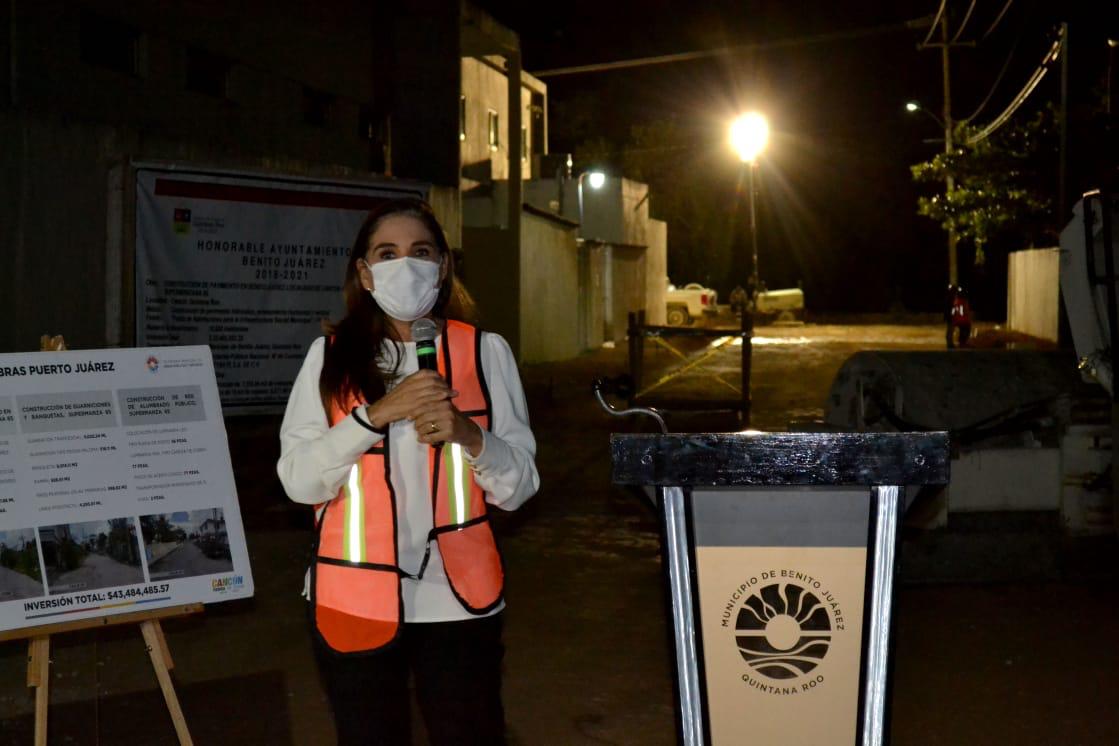 Dan banderazo de inicio a obra histórica en Puerto Juárez