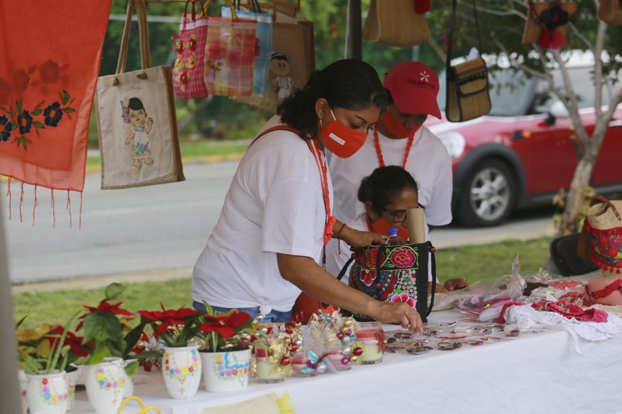 Gobierno de BJ reafirma compromiso con la economía de las mujeres
