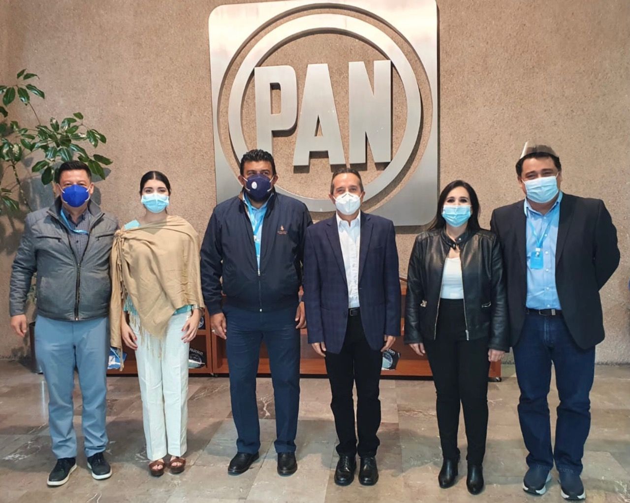 PAN encabezaría 2 distritos, el PRI 1 y el PRD 1; pero la alianza local está muy lejos