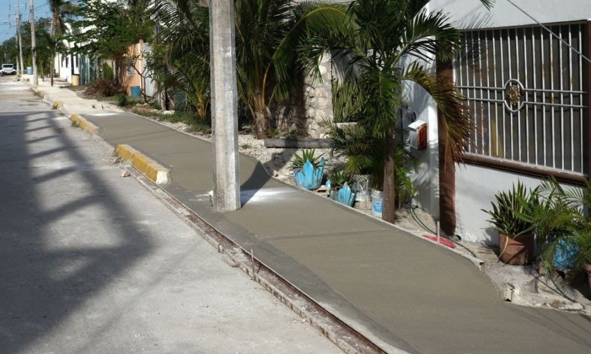 Gobierno de Laura Fernández mejora la imagen y seguridad vial en la colonia Pescadores