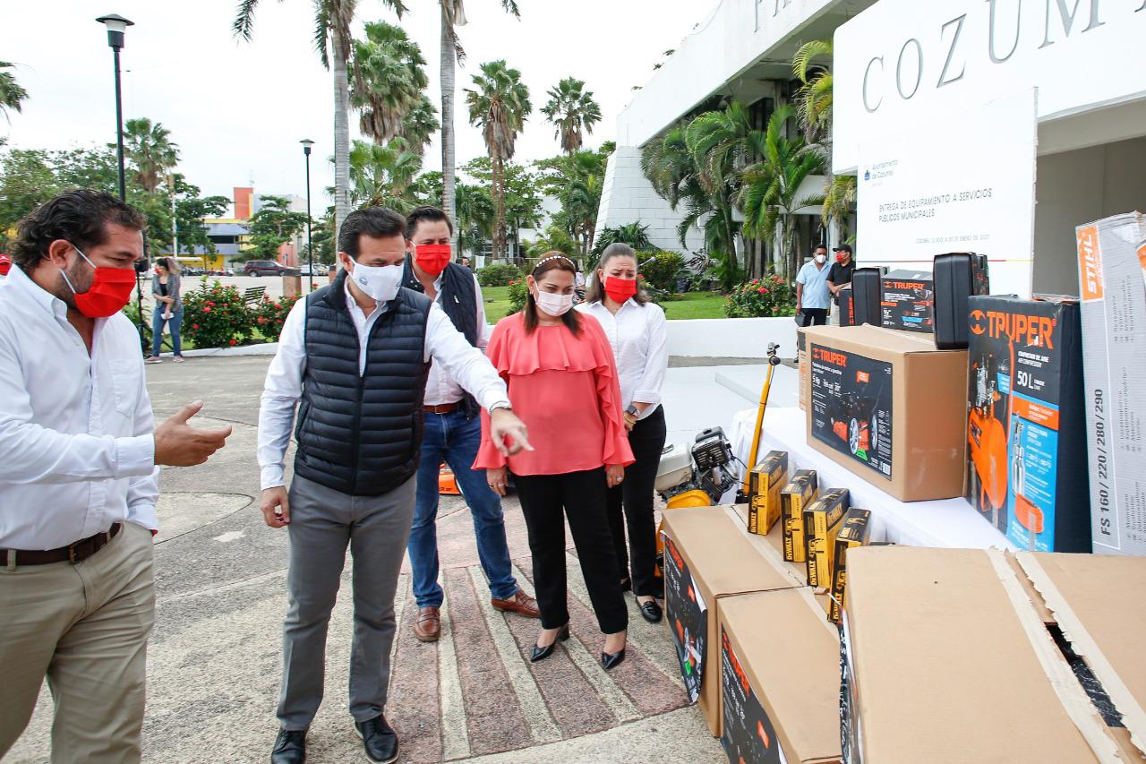 Fortalece Pedro Joaquín a la Dirección de Servicios Públicos a fin de mejorar la imagen urbana de Cozumel