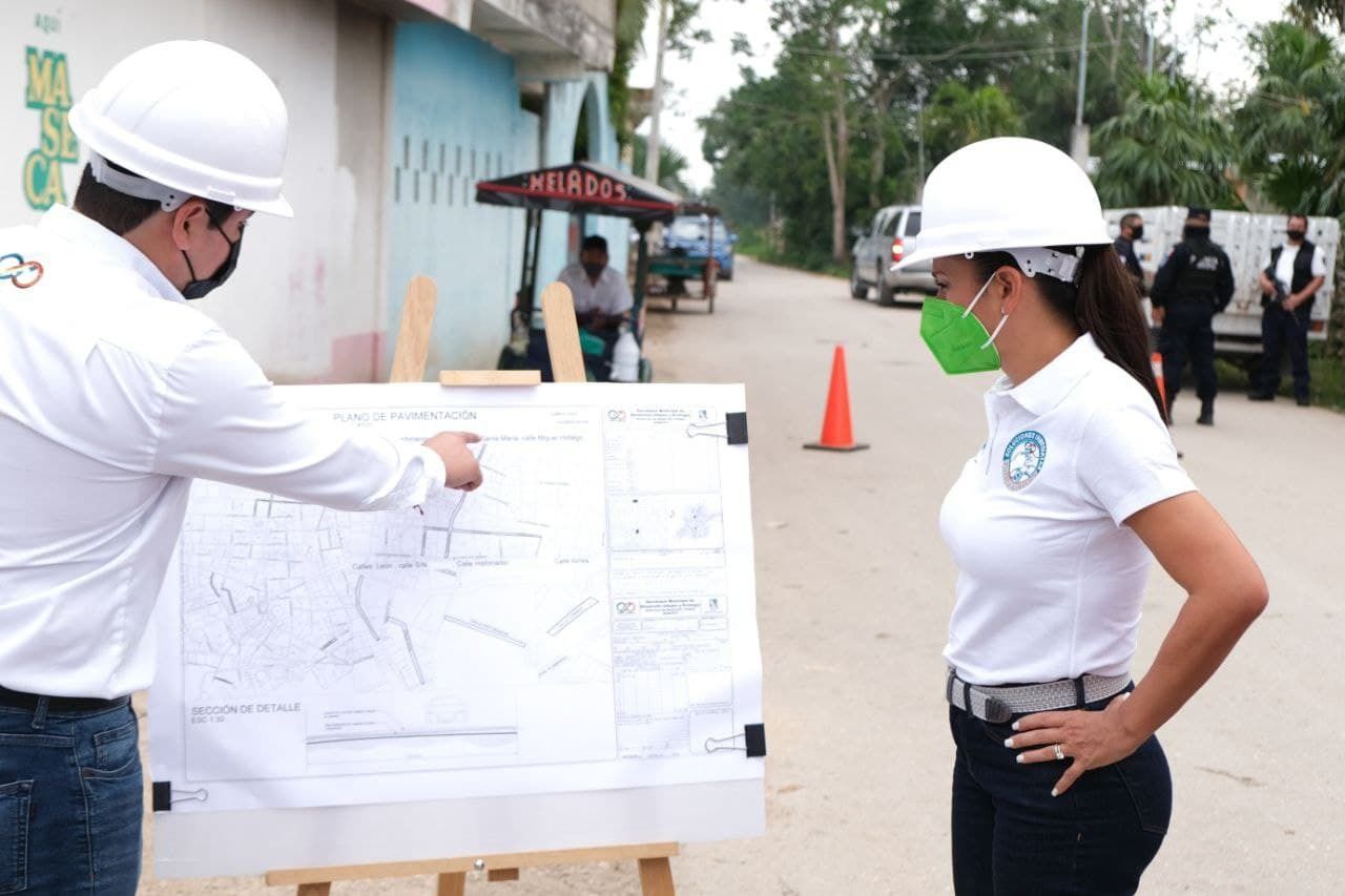 Laura Fernández da banderazo de inicio de pavimentación de calles en Leona Vicario