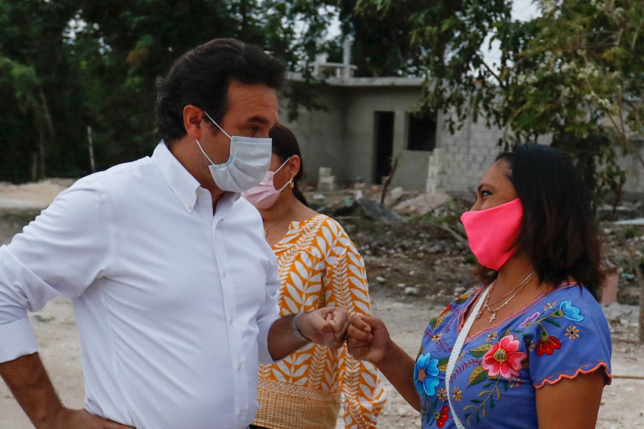 Después de 12 años, habitantes de ‘La Botella’, en Cozumel, tienen agua potable, drenaje sanitario y luminarias con tecnología led