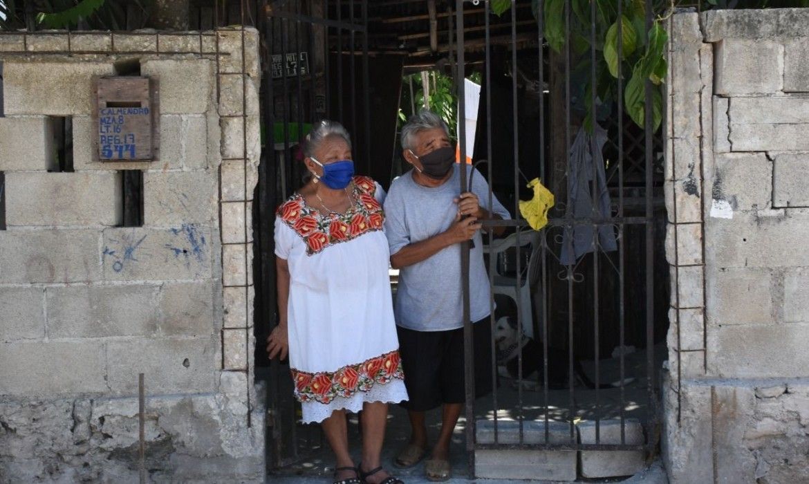 Invita Laura Fernández a los adultos mayores a registrarse para recibir vacuna contra Covid 19