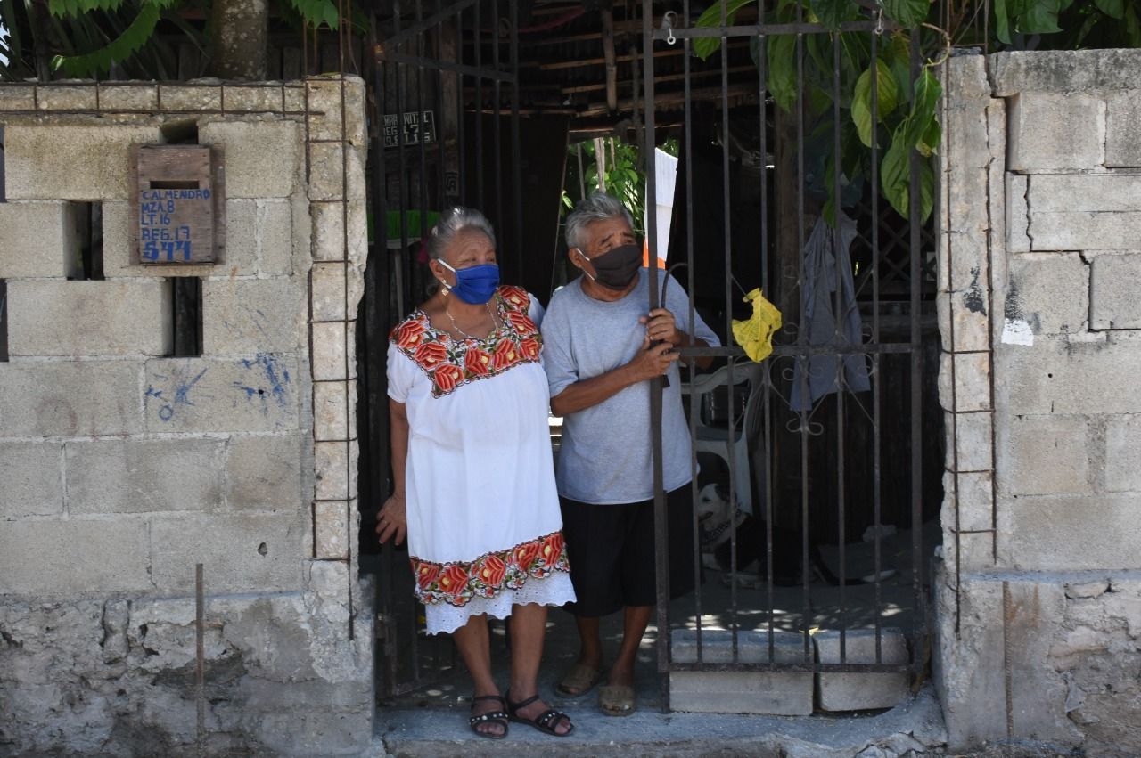 Invita Laura Fernández a los adultos mayores a registrarse para recibir vacuna contra Covid 19