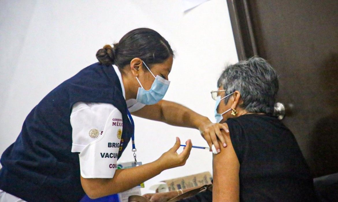 Abuelitos de Rancho Viejo serán vacunados contra Covid 19 este miércoles
