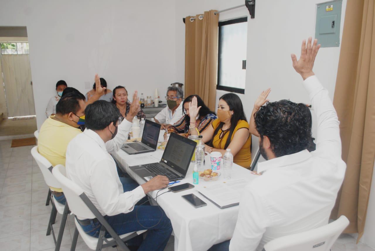 PRD confirma a Víctor Mas y Sofía Alcocer para la reelección en Tulum y José María Morelos