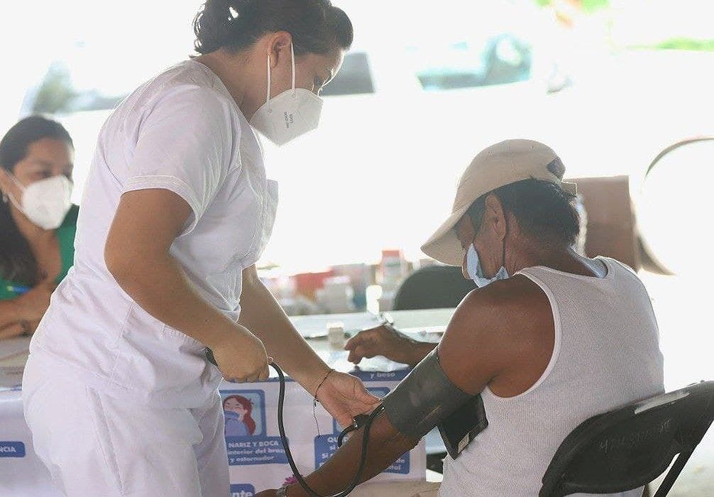 Concreta gobierno de Puerto Morelos alianza para organizar brigada de salud