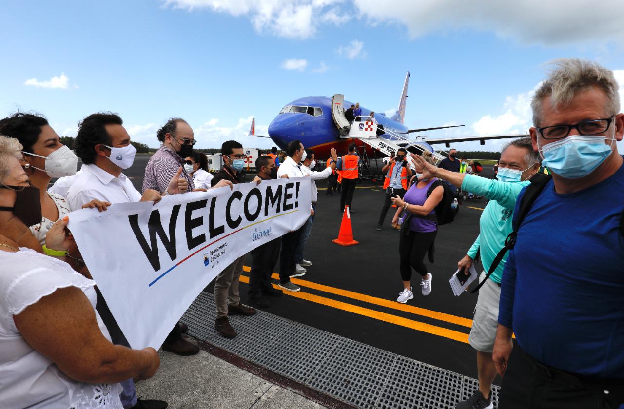 “Cozumel creció 40 por ciento en turismo aéreo durante julio, por encima de la cifra del 2019”: Pedro Joaquín