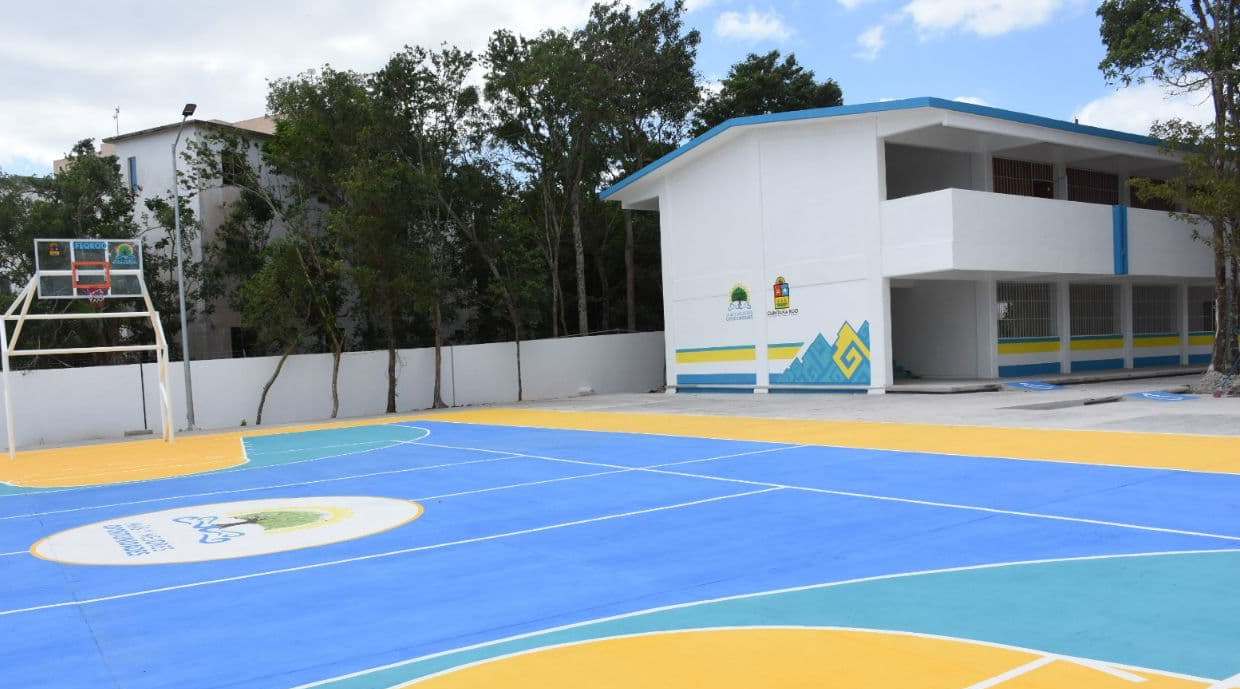 Reafirma Gobierno de Puerto Morelos compromiso para fortalecer escuelas seguras