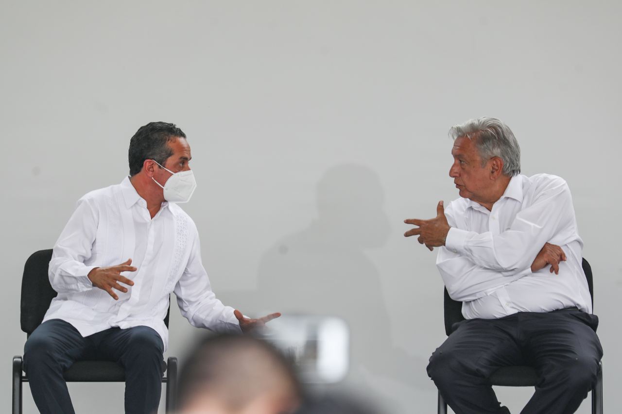 ROMPEOLAS | ¿NO QUE ERAN CUATES?: Arremete otra vez publicación de la 4T contra Carlos Joaquín