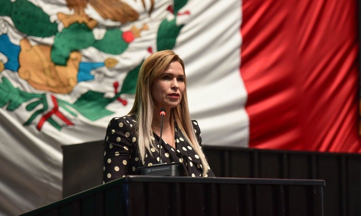 Sala Xalapa consideró que Lili Campos realizó actos anticipados de campaña, y el Teqroo deberá sancionarla