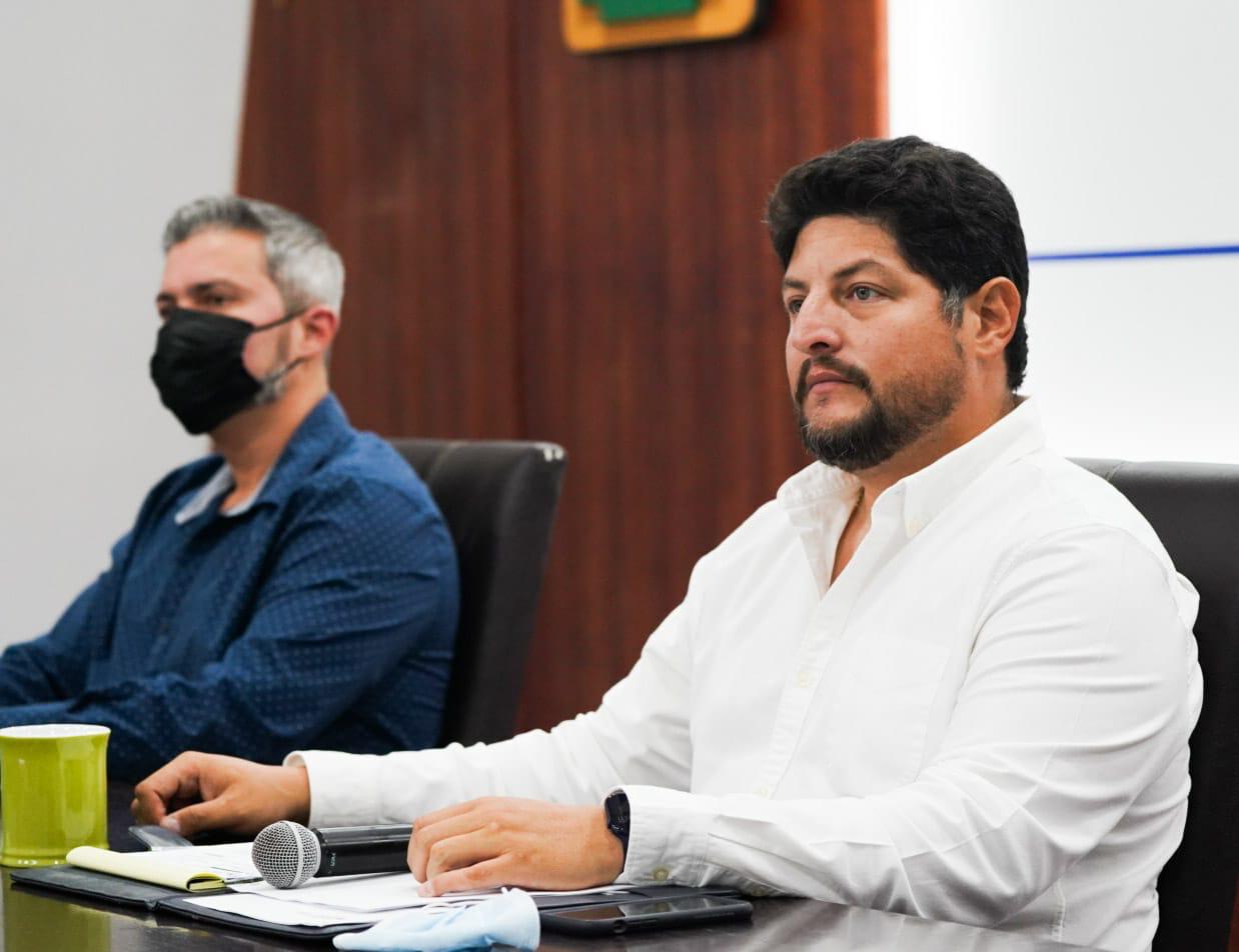 Elías Fara Ceh hace un llamado a la población de Cozumel para mantener los protocolos sanitarios