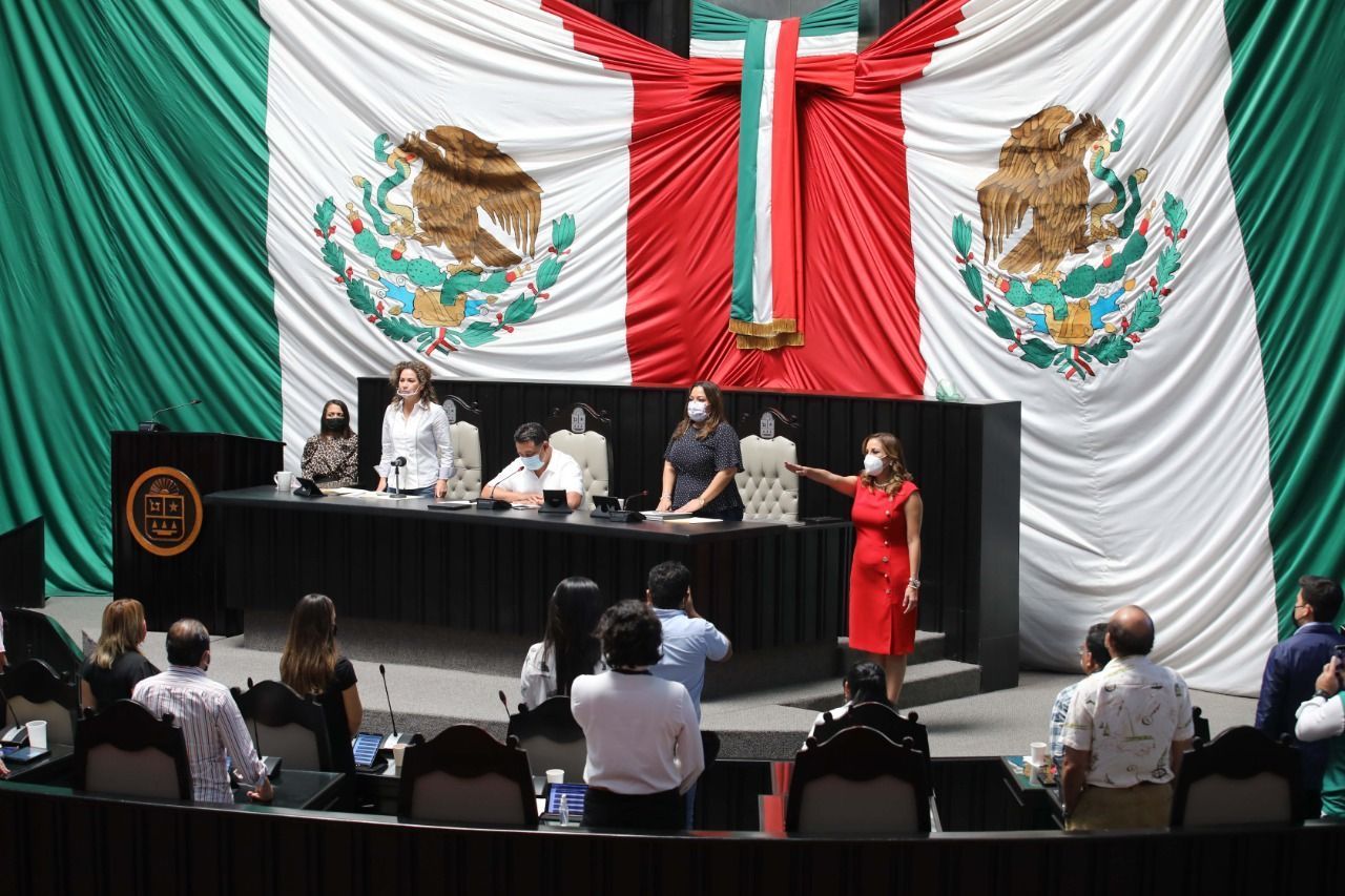 Exhorta Congreso a incluir a mujeres embarazadas en tarifas preferenciales de transporte