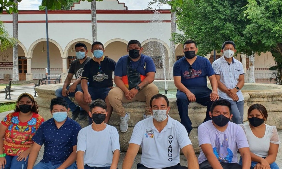 Apoyos a jóvenes debe ser para hacerlos productivos y no dependientes del gobierno federal: Alonso Ovando