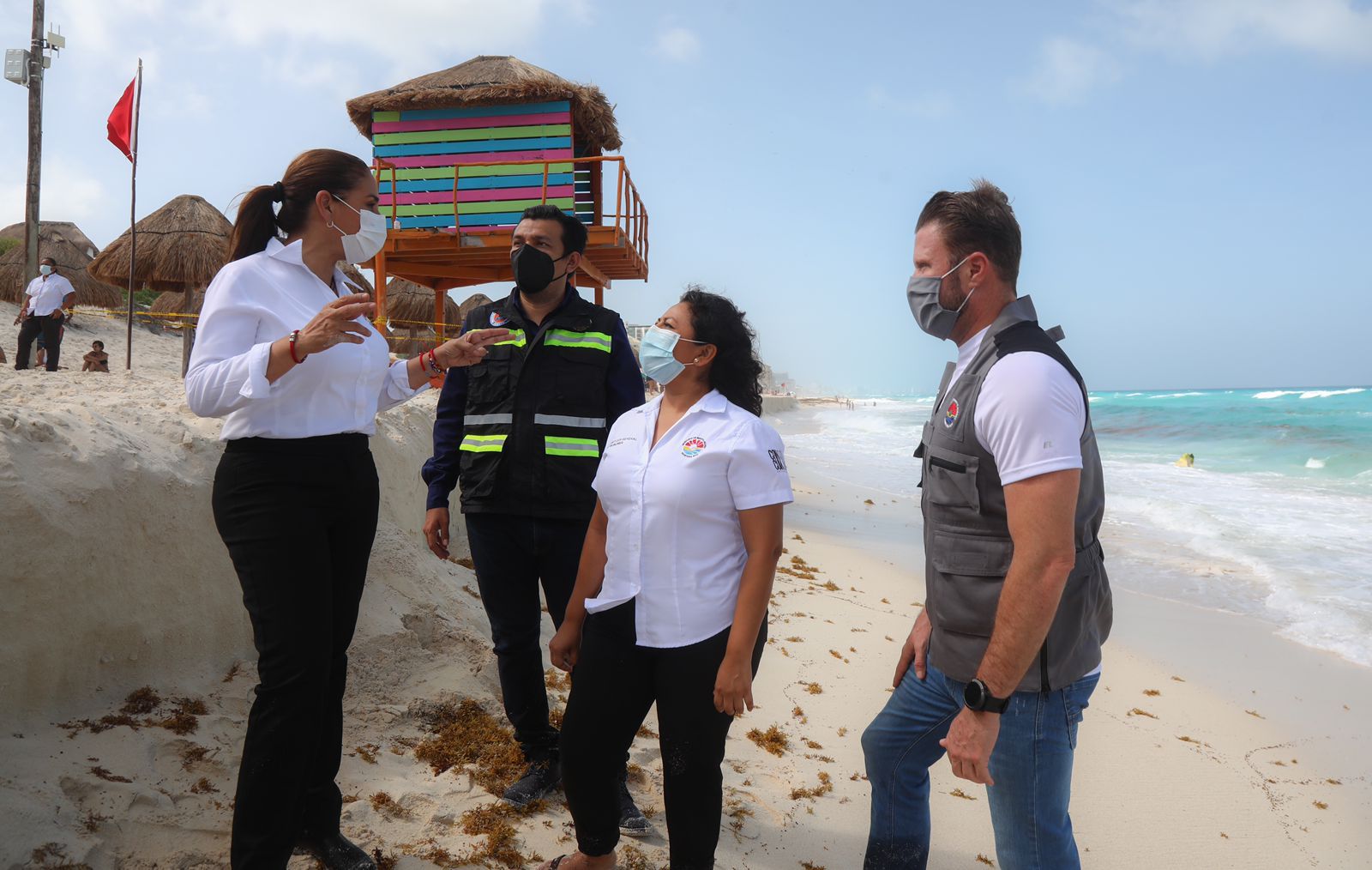 Mara supervisa trabajos en Playa Delfines afectada por erosión