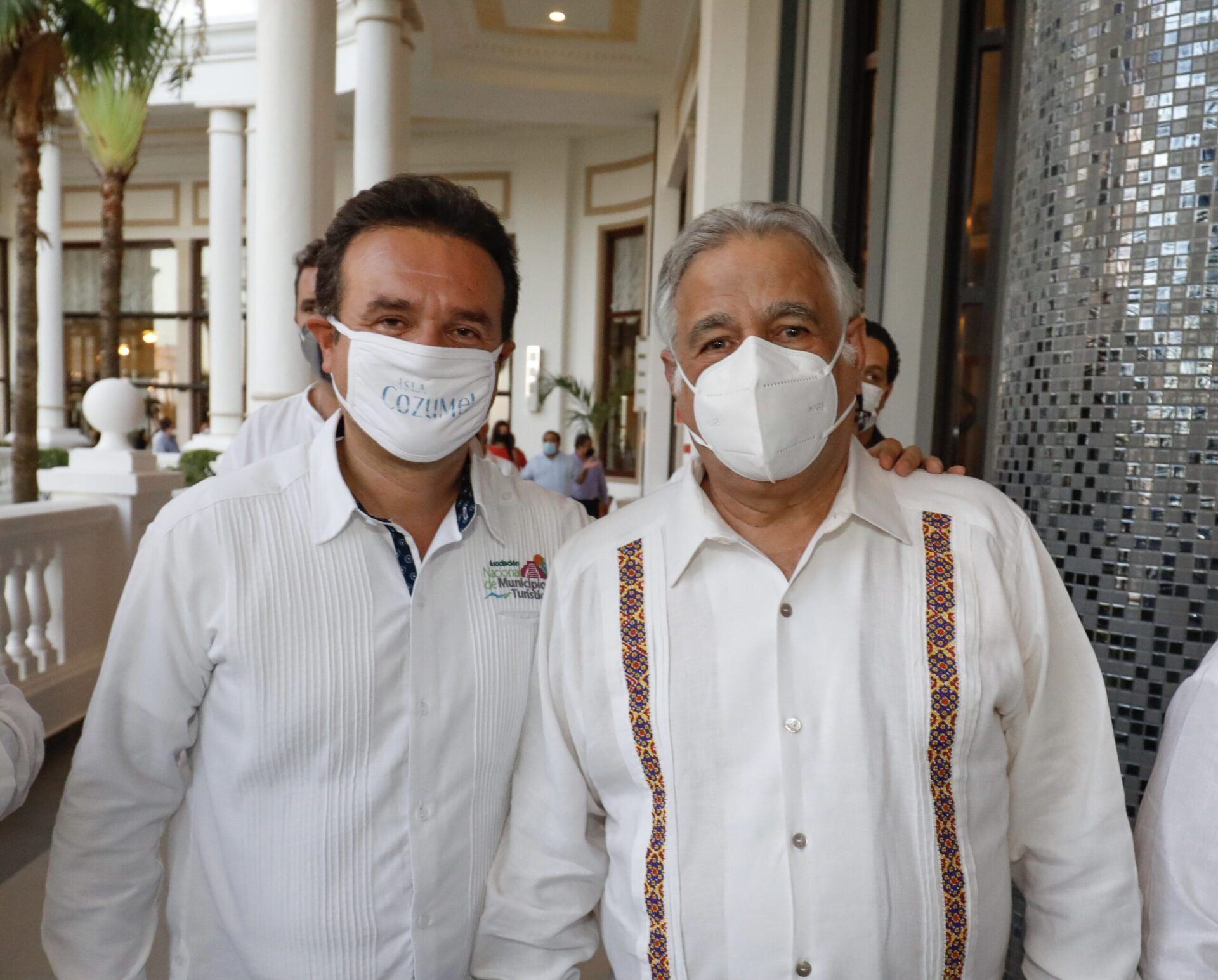 Refrenda Pedro Joaquín liderazgo de Cozumel en la industria de cruceros, en el marco del homenaje a Don Alberto Bojórquez Pérez, pionero de turismo en México