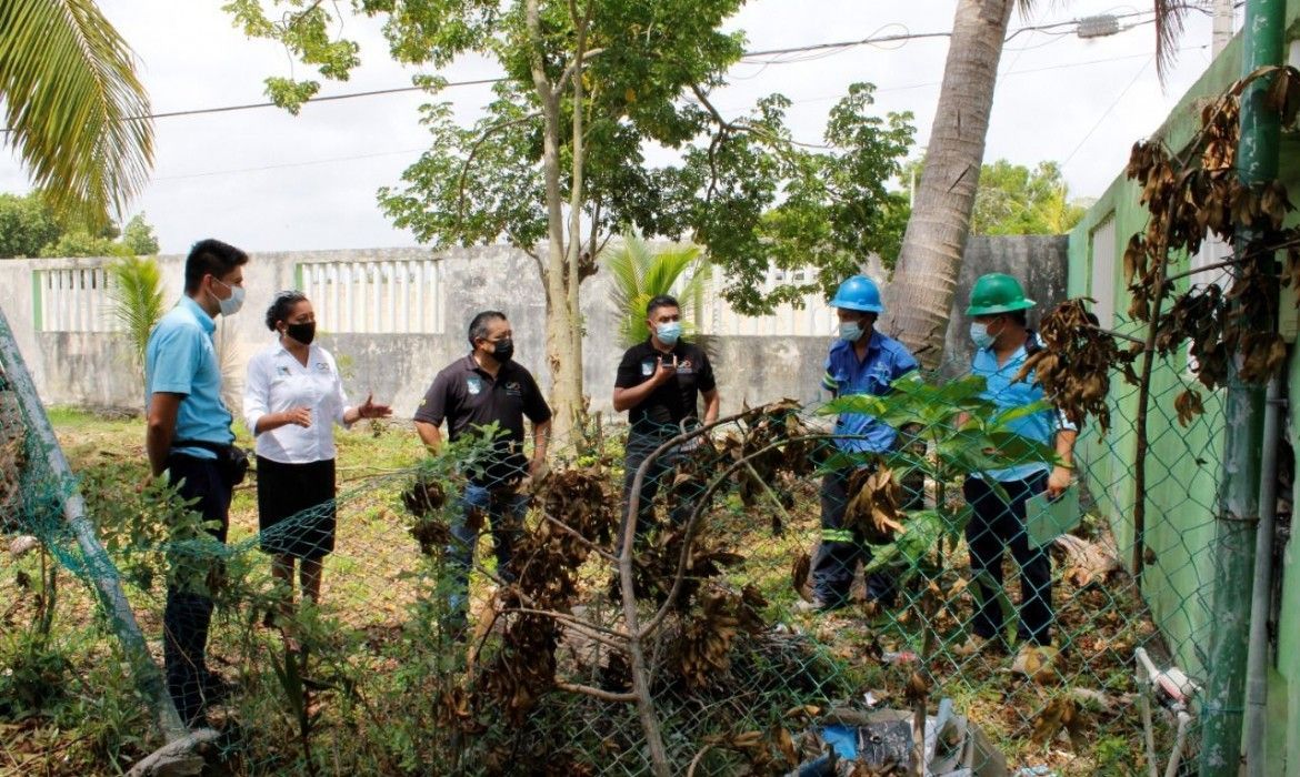 Continúan trabajos de recuperación de escuelas en Puerto Morelos