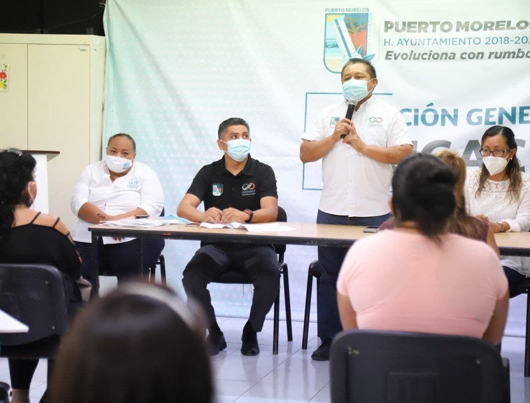 Capacitan a Comités de Salud de las escuelas de Puerto Morelos para un regreso seguro a clases