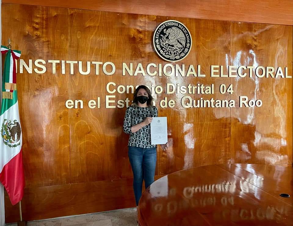 Emite INE constancia como diputada federal a Santy Montemayor