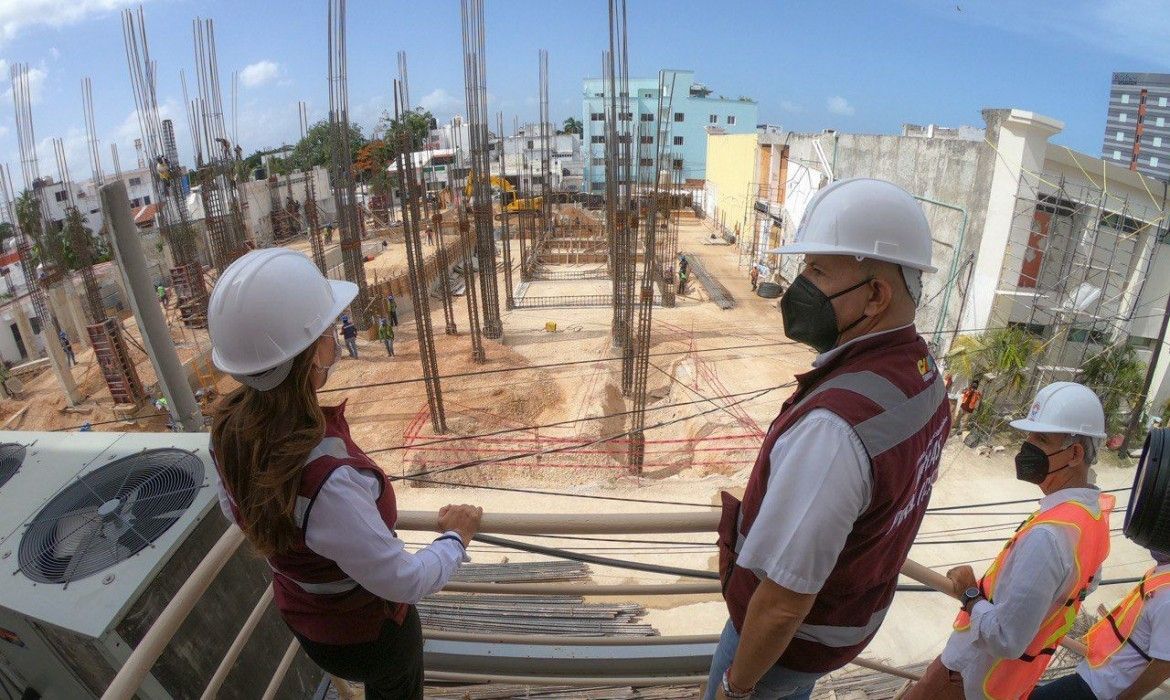 Renovación del Teatro de la Ciudad permite avanzar en “Distrito Cancún”: Mara
