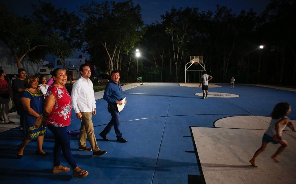 “Hacemos justicia social con obras de infraestructura que benefician a la población en Cozumel”: Pedro Joaquín