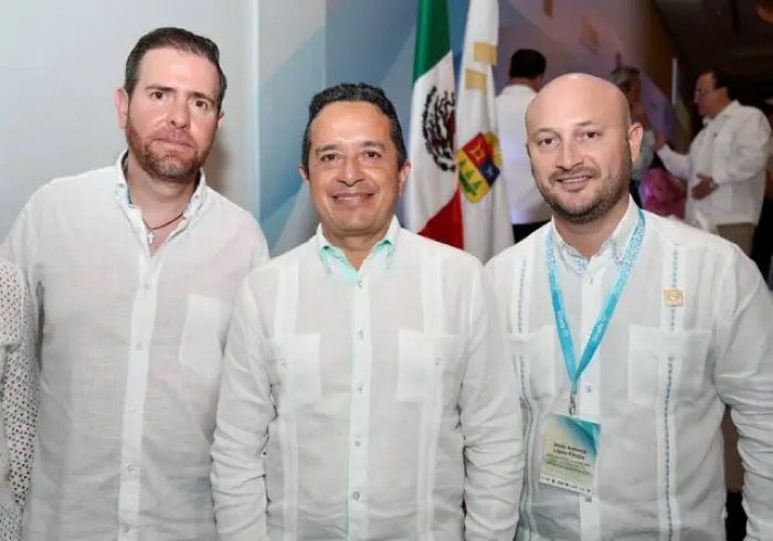 Exigen destitución de Tony López de Cojudeq, y denuncian protección de Carlos Joaquín al funcionario