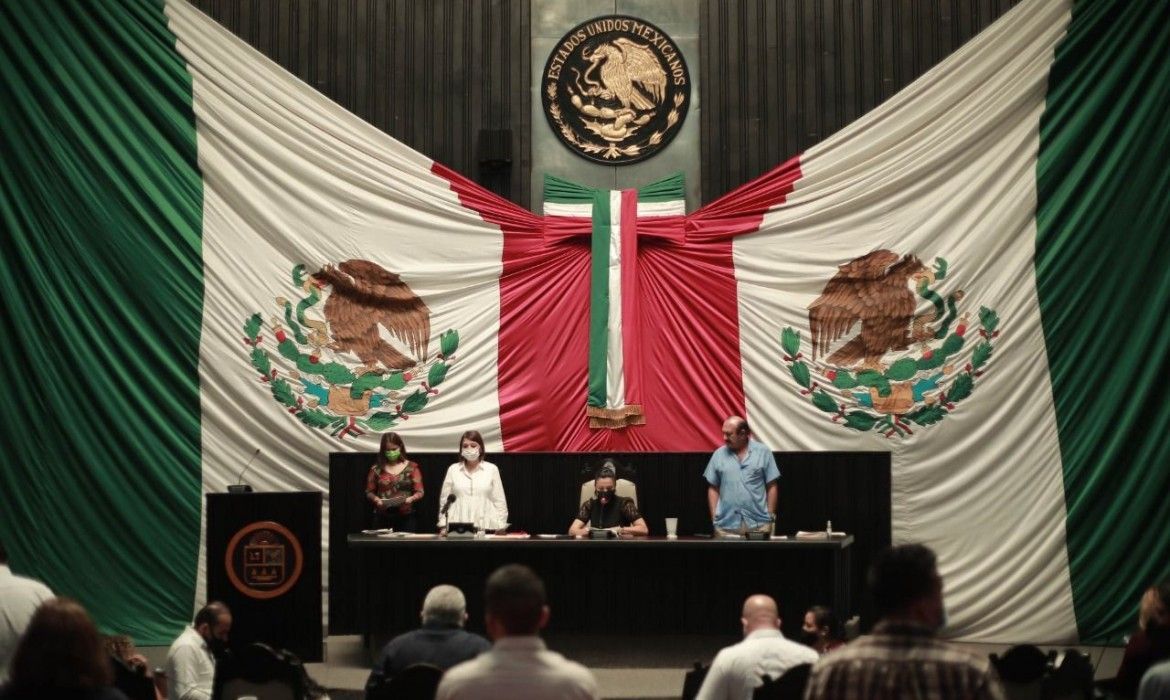 Exhorta Congreso incluir a menores de 12 a 17 años en vacunación contra el COVID19