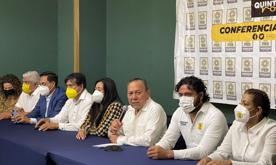 ROMPEOLAS | Se prevén más renuncias en el PRD, tras incorporación de Julián a FxM