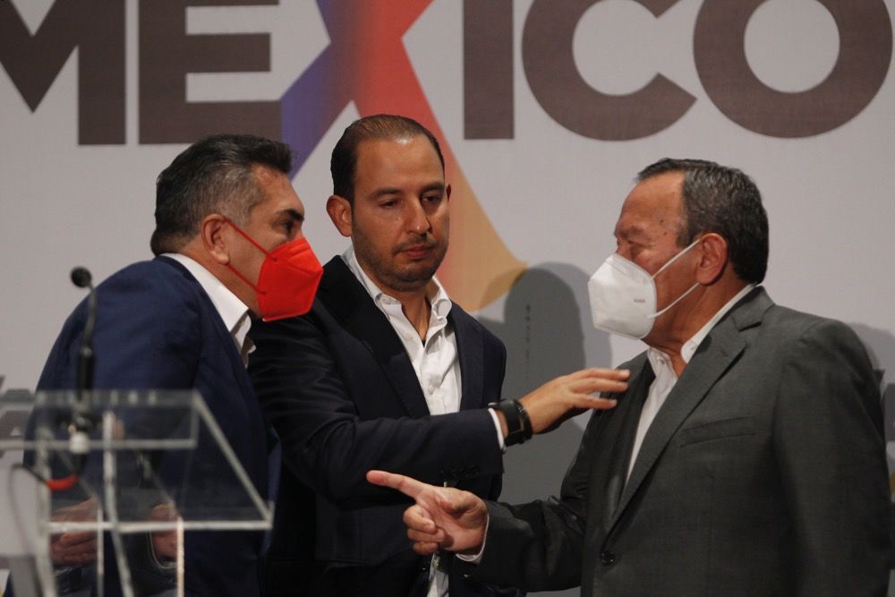 ROMPEOLAS | ¿Podrá vetar Carlos Joaquín alianza PAN-PRI-PRD en QR?