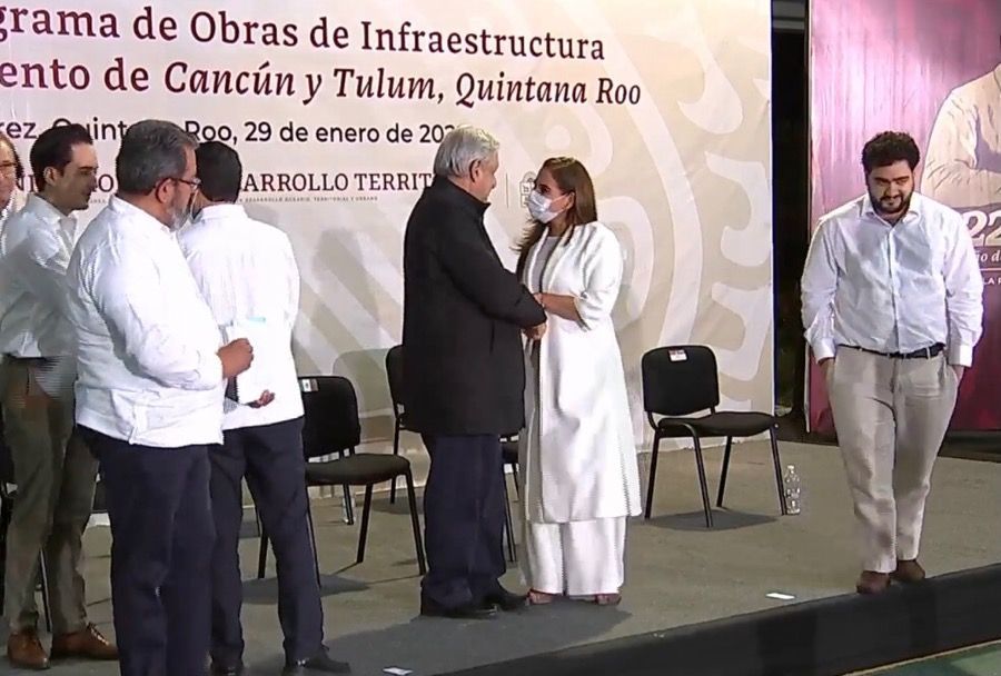 AMLO llega a QR a enfrentar la oposición del Tren Maya, y en otra fuerte señal de respaldo a Mara