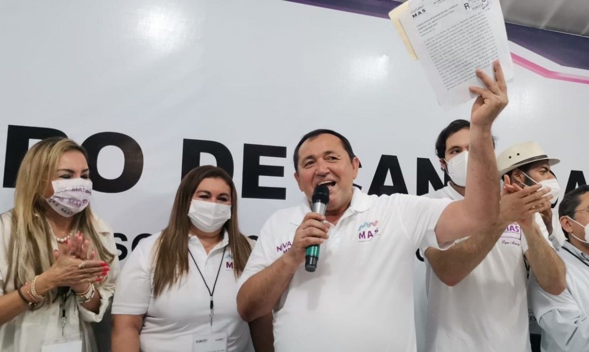“David dio la sorpresa contra Goliat” | Nivardo Mena se registra como candidato del MAS a la gubernatura, y dice que le puede ganar a MORENA