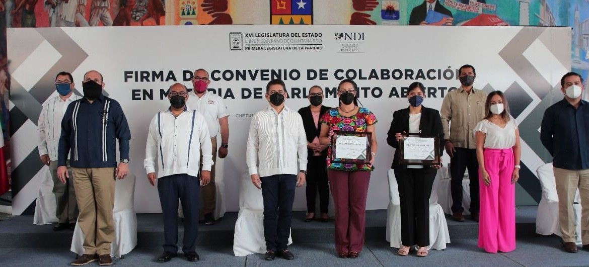 Firma XVI Legislatura convenio en materia de Parlamento Abierto