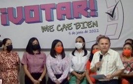 Entrega Ieqroo constancia de registro a los 5 candidatos a la gubernatura