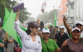 Trabajos bien remunerados para mejorar la economía familiar, propone Estefanía Mercado