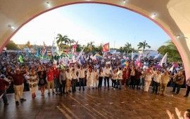 Mara inicia campaña con crítica a “la corrupción y apatía” del Gobierno, y da otra muestra de unidad de la 4T