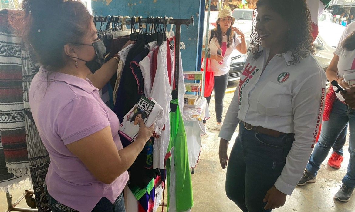 Ofrece Leslie Hendricks mejorar instalaciones de los mercados públicos, con el objetivo de promocionarlos como atractivos turísticos