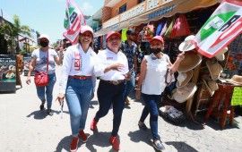 Leslie Hendricks presenta plan especial para las islas de Quintana Roo