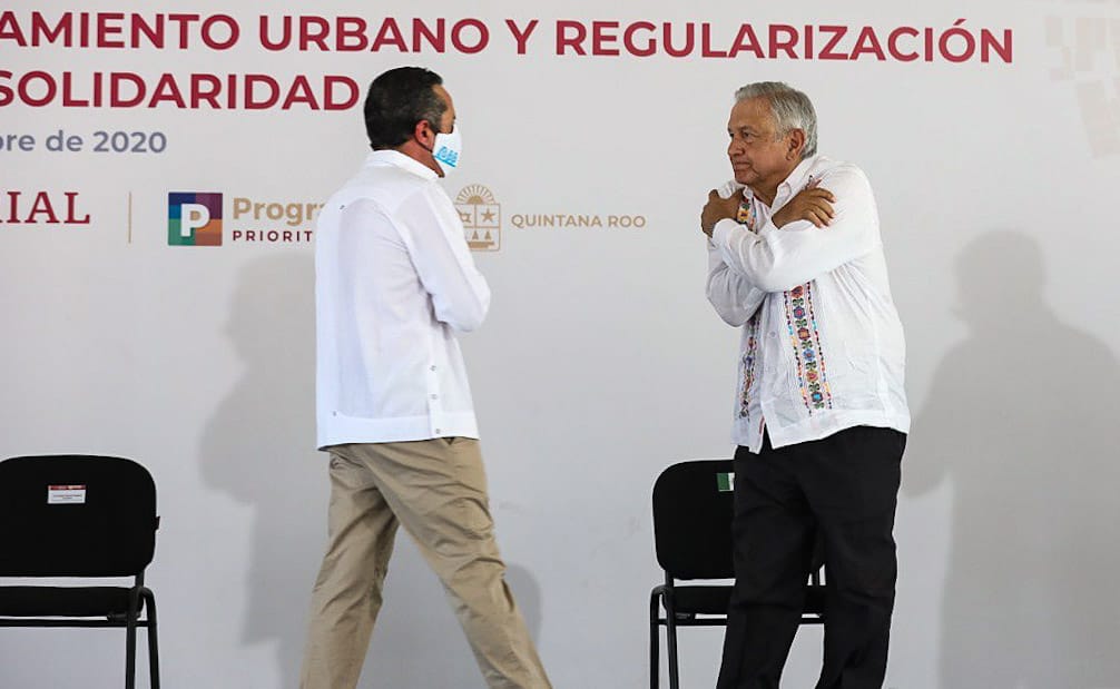 “Sí va a trabajar con nosotros Carlos Joaquín”, dice AMLO, y golpea la credibilidad de la 4T en Quintana Roo