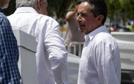 ROMPEOLAS | La caída de AMLO y el excesivo “respeto” del Dr. Pech y Laura a la popularidad presidencial