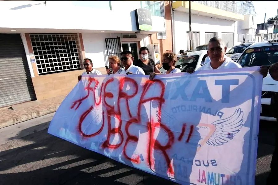 TAXISTAS, EL OTRO PODER FÁCTICO QUE SALE A PRESIONAR AL GOBIERNO | No quieren a Uber y anuncian cortes de ruta