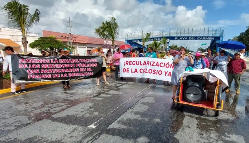 Los Beristain arman protesta por regularización de la Colosio en Playa del Carmen