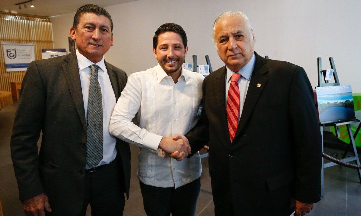 Atestigua Renán Sánchez inauguración de la participación del Caribe Mexicano en Punto México