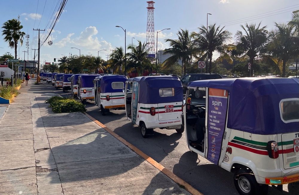 Regula Congreso mototaxis y diligencieros; Uber no está en agenda aún