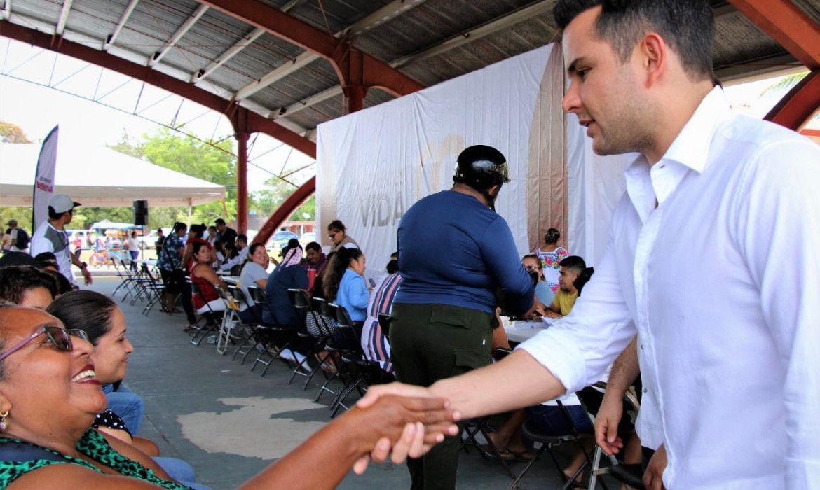 “Las mujeres son el corazón de Quintana Roo”: Pablo Bustamante