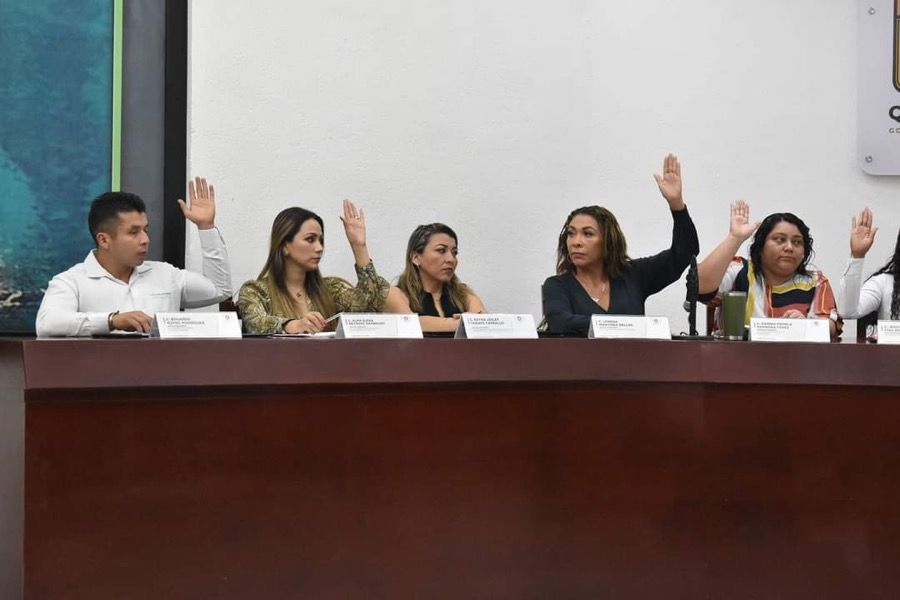 ¿EL PAN SE VUELVE OPOSICIÓN? | Reyna Tamayo vota en contra del “gasto desmedido” para Sesión Solemne en la cual Mara y Ana Paty darán discurso