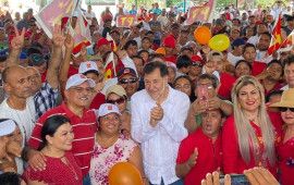 Noroña le ganó a Sheinbaum el sondeo callejero que se realizó en Quintana Roo