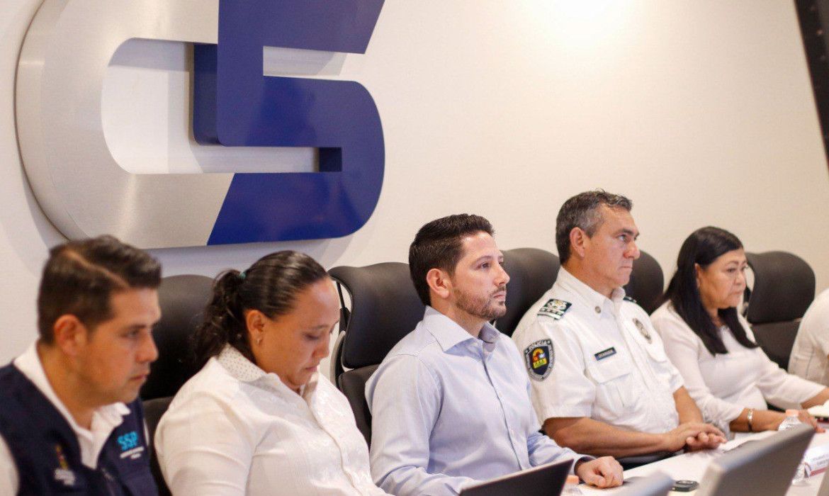 Diputados tienen reunión de trabajo en el C5 para analizar iniciativa de seguridad ciudadana