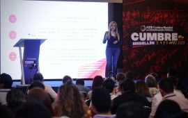 CUMBRE DE COMUNICACIÓN POLÍTICA | Lili Campos hace un llamado a una “participación política libre de violencia de género”