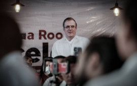 Massive Caller pone a Ebrard 3 puntos arriba de Sheinbaum, y lidera la interna de MORENA (documento)